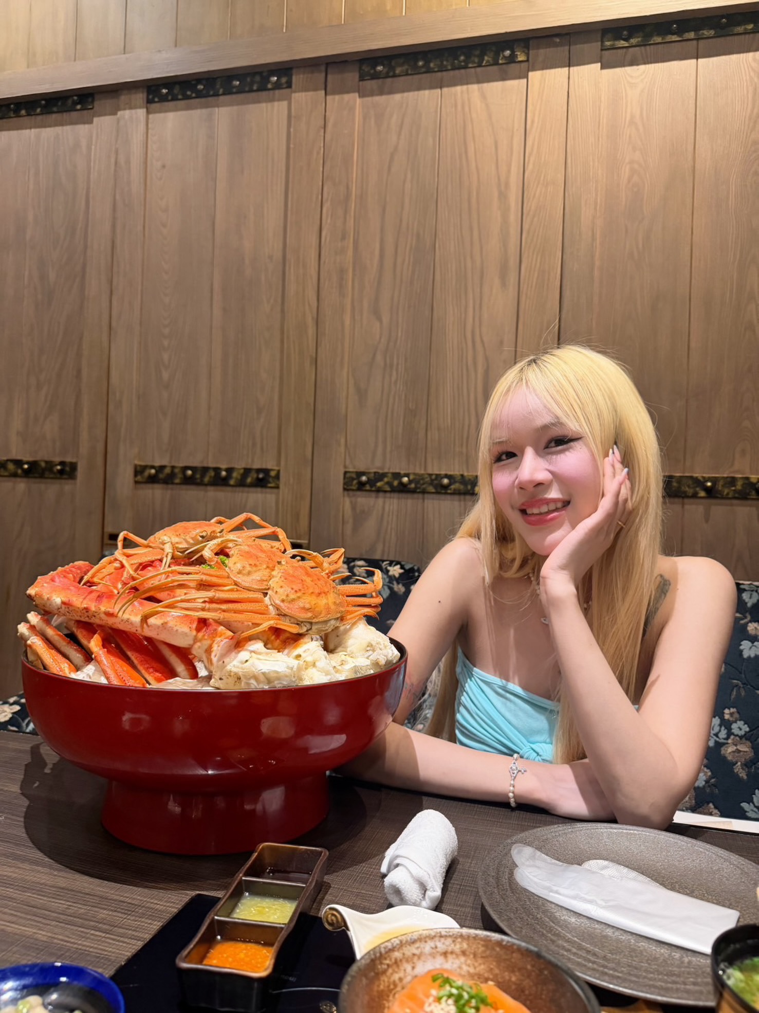 Thank you very much for visiting us ✨️
ご来店誠にありがとうございます。
📍Kanitengoku Asok Sukhumvit23
☎0800743032
LINE @080vecfn
Whats App +66 80 074 3032
📅Monday - Thursday, Saturday - Sunday ⏰11:30 AM - 11:00 PM
📅Friday
⏰3:00 PM - 11:00 PM