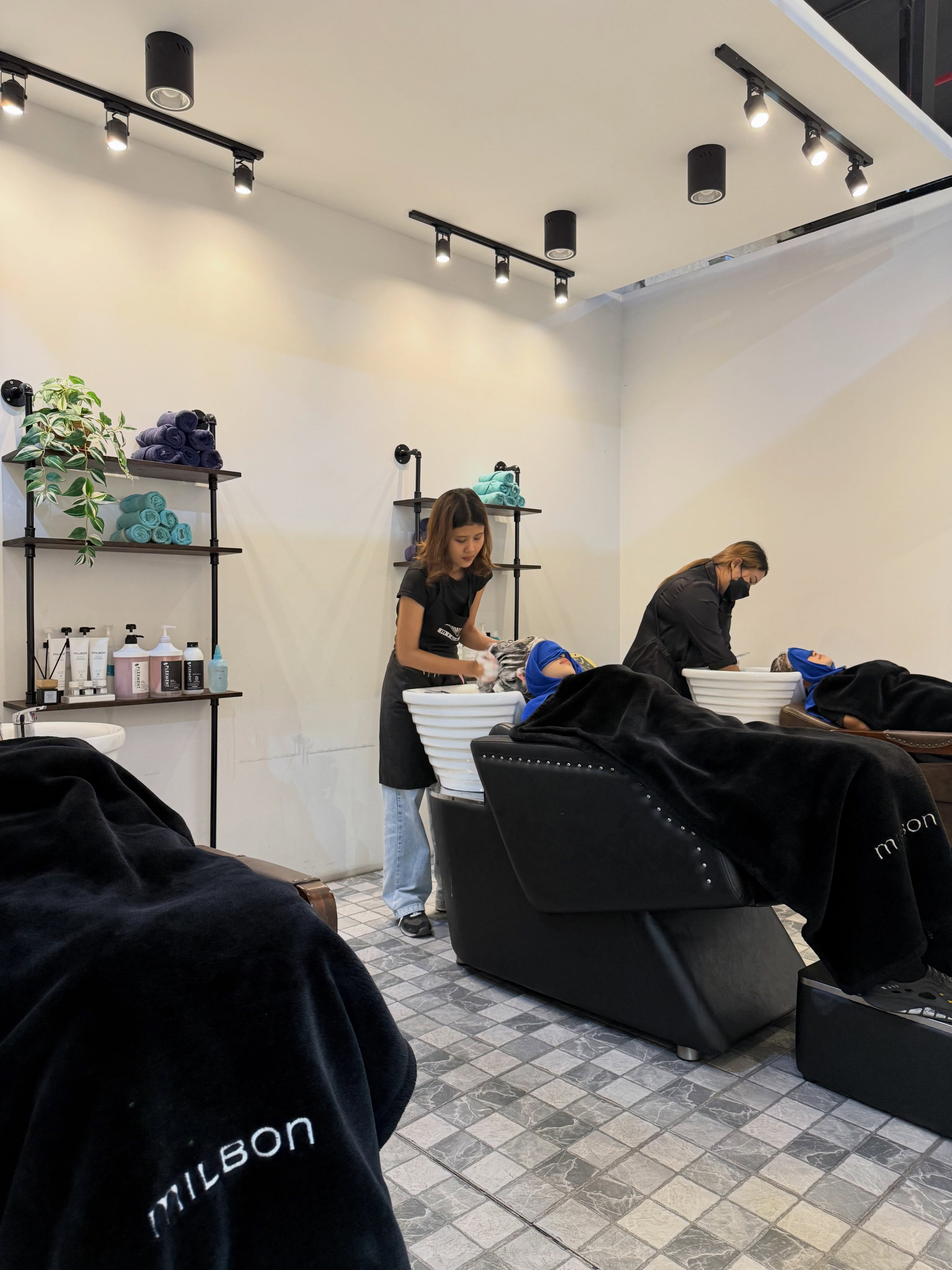 Hair Atelier ADOR - Thonglor