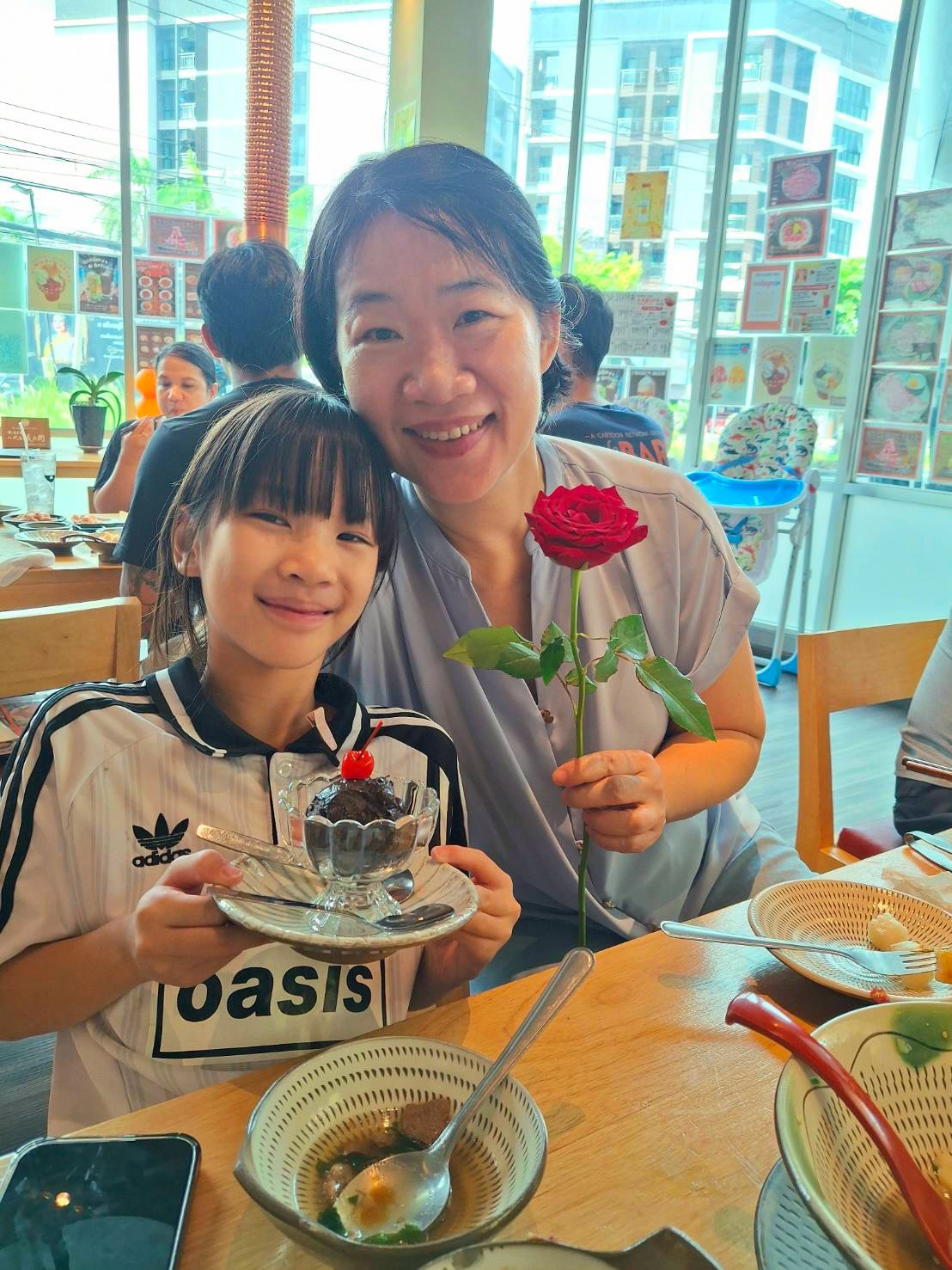 Happy Mother Day 🌸︎🫶
⁡
📍Onnut Plaza
⏰11:30-22:00
☎0654722730
LINE @100hlgjm