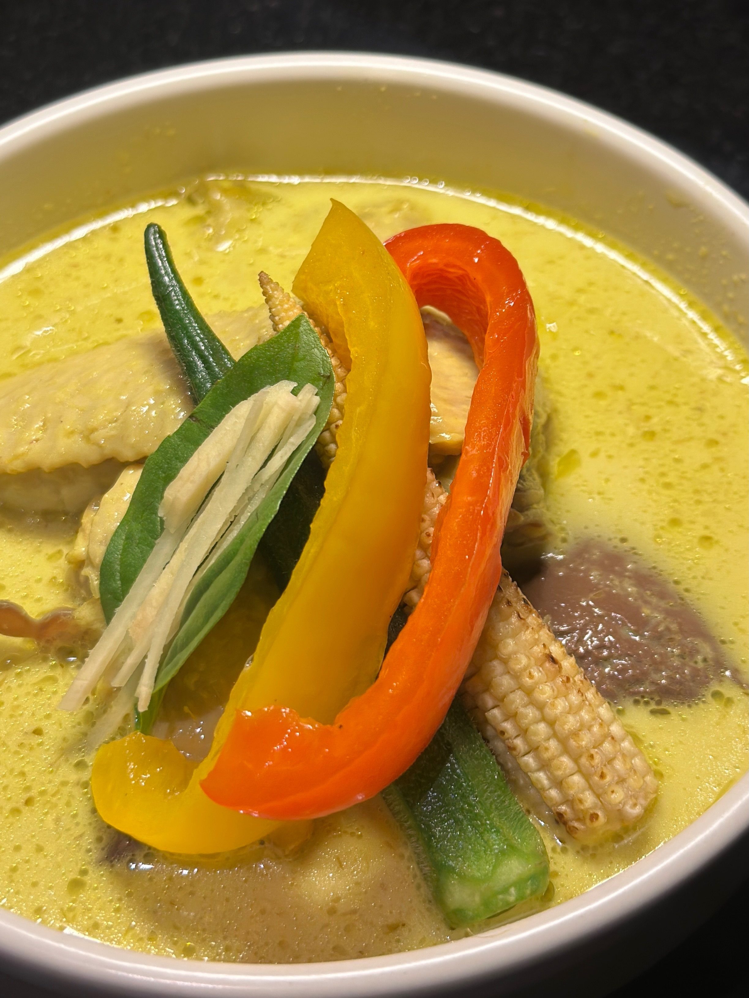 Saturdays begin a little earlier at Orihara Shoten Bangkok.

We open from 2:00 PM, inviting you to ease into the afternoon with our Saturday Special Soup.

Rich & creamy Thai Green Curry with Chicken Wings, served warm with Japanese steamed rice. 🍚

Available Saturdays only, from 2:00 PM until sold out.

Our Saturday soup changes every week, making each bowl a one time experience worth coming back for.

📌โครงการ Park Lane เอกมัย
เปิดทุกวัน จันทร์-เสาร์: 17:00 - 00:00 น.
(วันเสาร์เปิดเร็ว 14:00 - 00.00น.)
🚗จอดรถในโครงการ Park Lane ได้เลย (สะดวกมากค่ะ)
🚊 BTS เอกมัย (ทางออก 1) เดินต่ออีกนิดก็ถึงค่ะ

#OriharaShotenBangkok #Sake #EkkamaiBar #BangkokBar #Thonglor