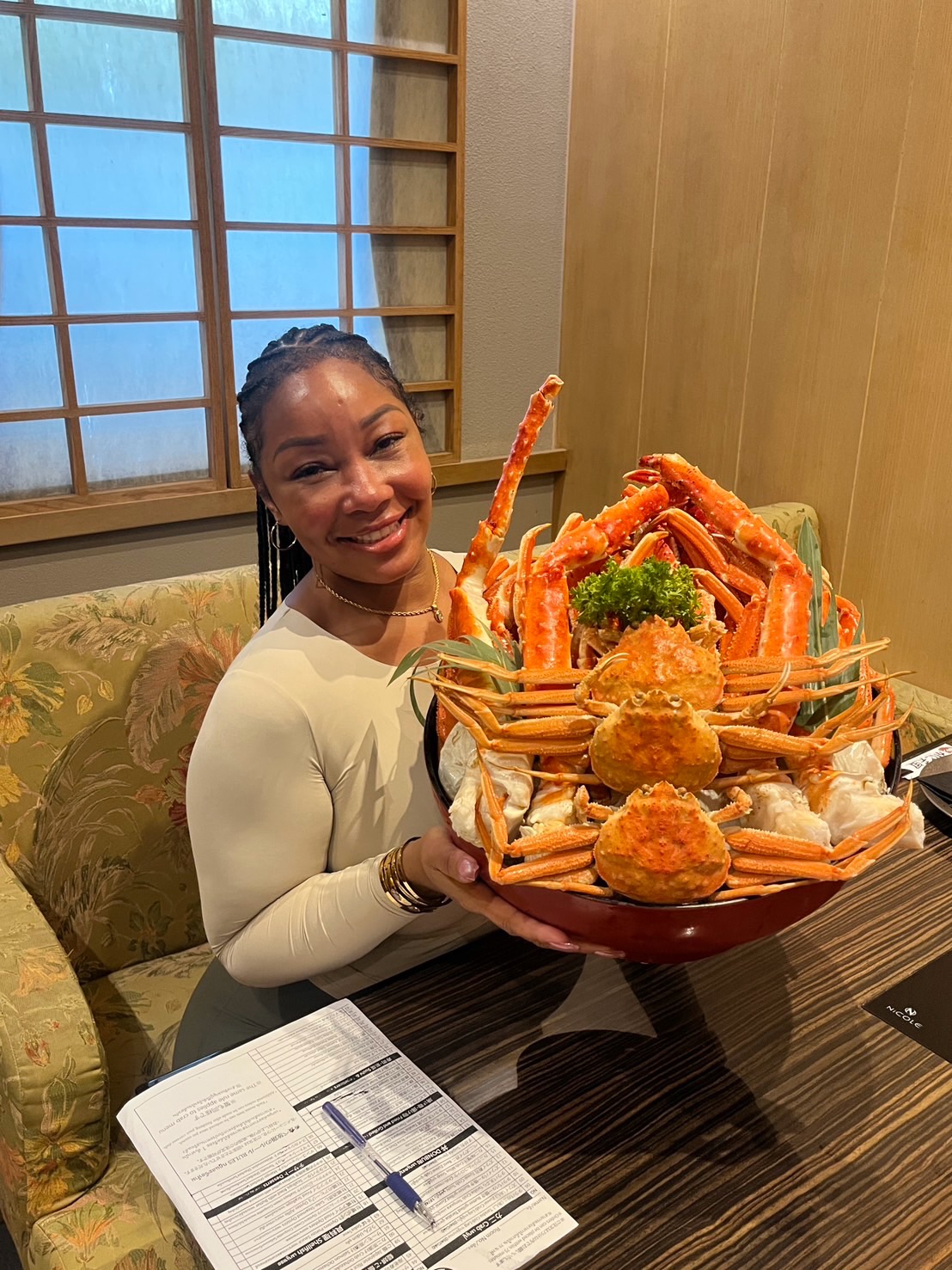 Thank you very much for visiting us ✨️💛🥰
📍Kanitengoku Asok Sukhumvit23
☎0800743032
LINE @080vecfn
Whats App +66 80 074 3032
📅Monday - Thursday, Saturday - Sunday ⏰11:30 AM - 11:00 PM
📅Friday
⏰3:00 PM - 11:00 PM