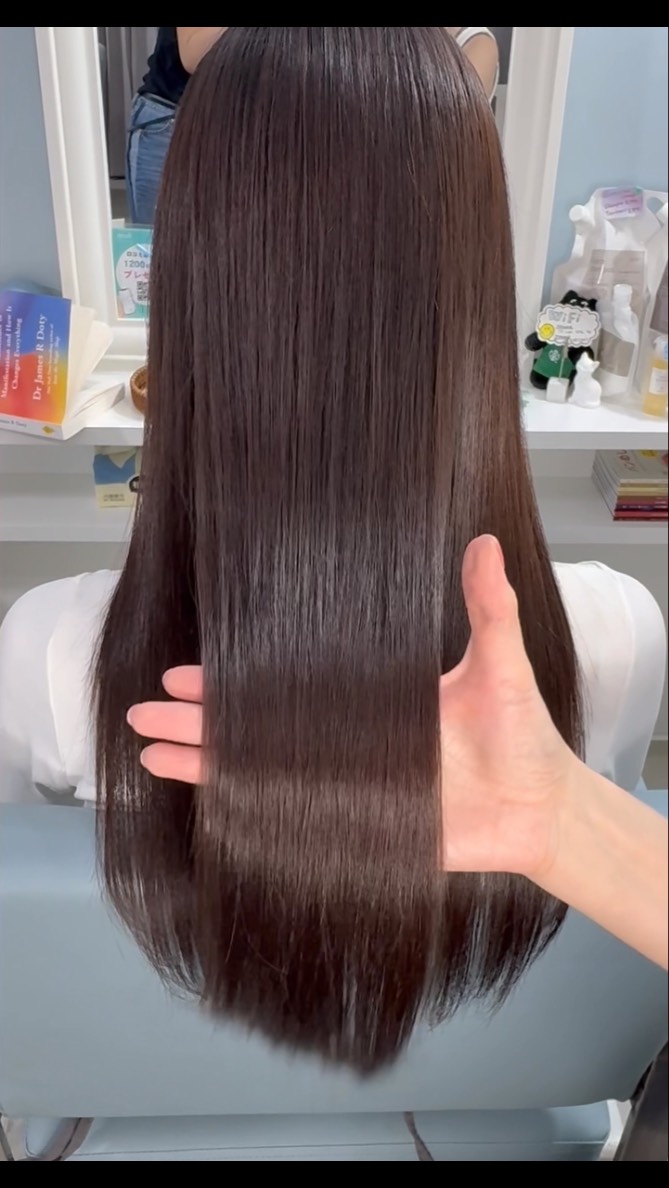 ツヤツヤ酸性ストレート✨
เทคนิคยืดผมตรงให้แลดูเป็นธรรมชาติ 
ที่ ansR Hair Salon

💈 Line : https://lin.ee/ipxhtUk