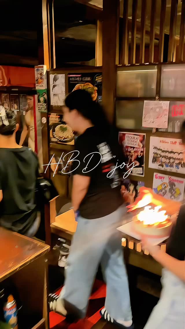 トンロー横丁(Thonglor Yokocho)