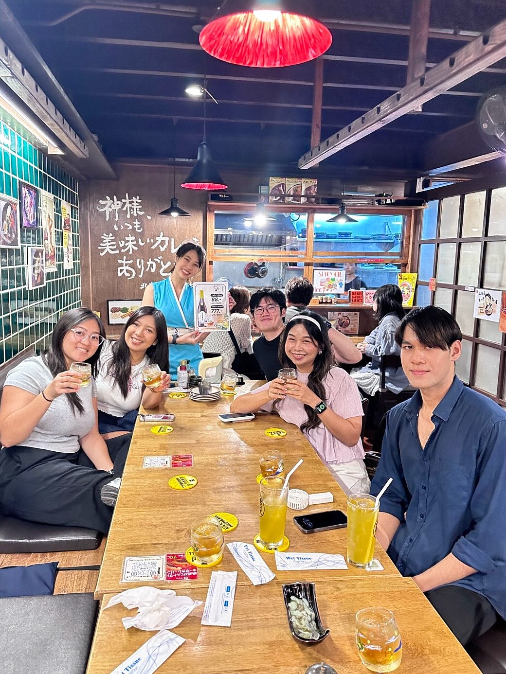 トンロー横丁(Thonglor Yokocho)